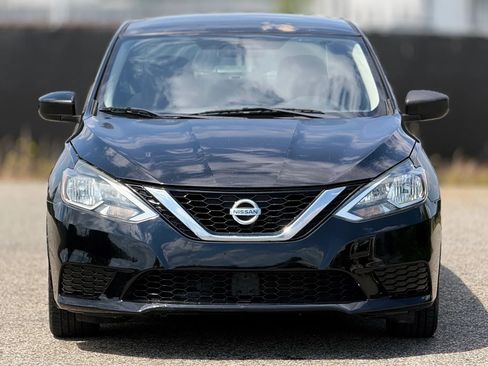 Used 2017 Nissan Sentra S FWD image 5