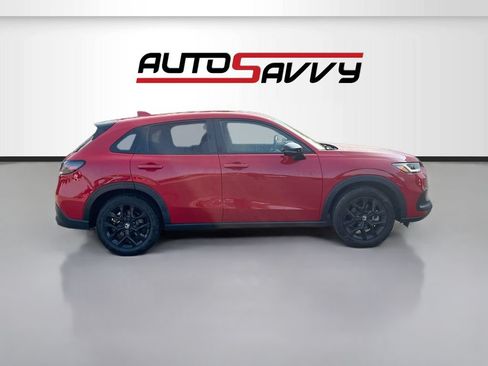 Used 2025 Honda HR-V Sport image 8