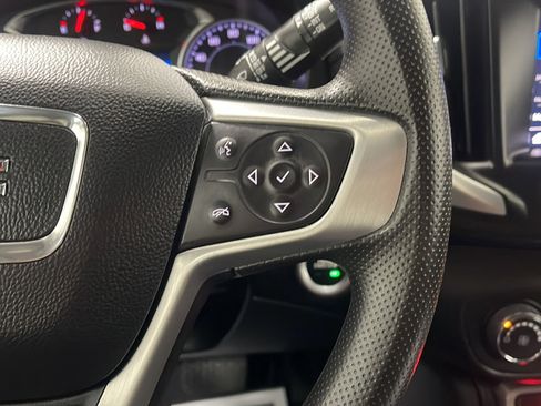 Used 2024 GMC Terrain SLE AWD/4WD image 7