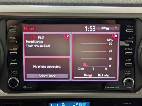 Used 2023 Toyota Tacoma SR5 w/ Technology Package RWD image 18