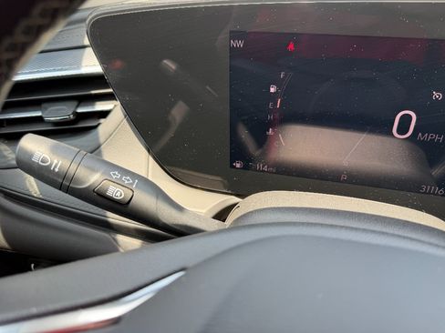 Used 2024 Buick Encore GX Preferred FWD image 33