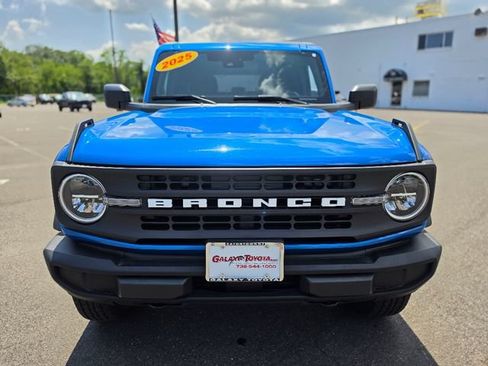 Used 2025 Ford Bronco Big Bend AWD/4WD image 2