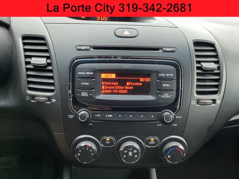 Used 2017 Kia Forte LX FWD image 15