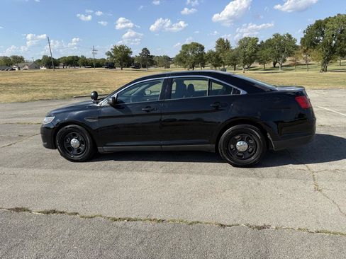 Used 2016 Ford Taurus Police Interceptor FWD image 3