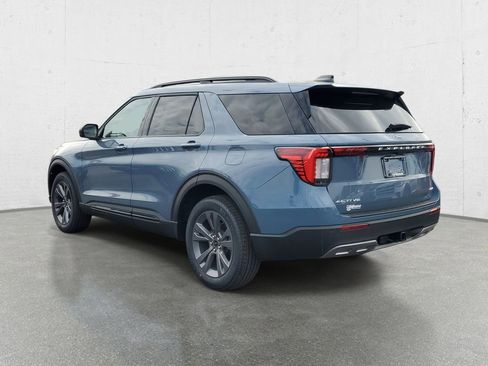 New 2026 Ford Explorer Active w/ Active Comfort Package AWD/4WD image 5
