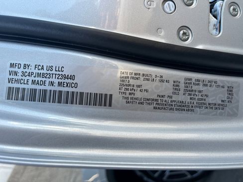 New 2026 Jeep Cherokee Limited image 30