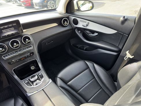 Used 2019 Mercedes-Benz GLC 300 image 30