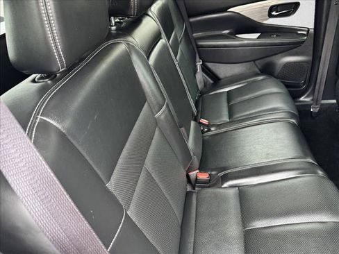 Used 2017 Nissan Murano SL w/ Cargo Package AWD/4WD image 18