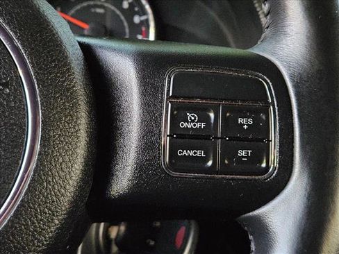 Used 2014 Jeep Wrangler Unlimited Rubicon w/ Connectivity Group AWD/4WD image 13