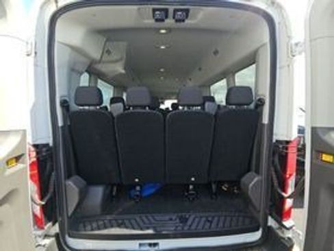 Used 2022 Ford Transit 350 XLT RWD image 9