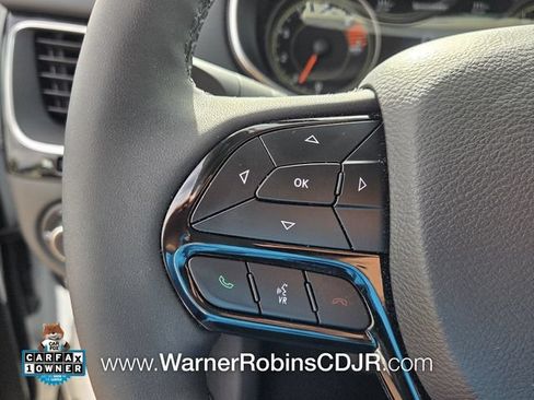 Used 2023 Jeep Cherokee Altitude Lux AWD/4WD image 27