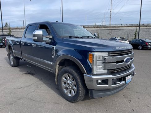 Used 2018 Ford F350 King Ranch w/ King Ranch Ultimate Package image 4