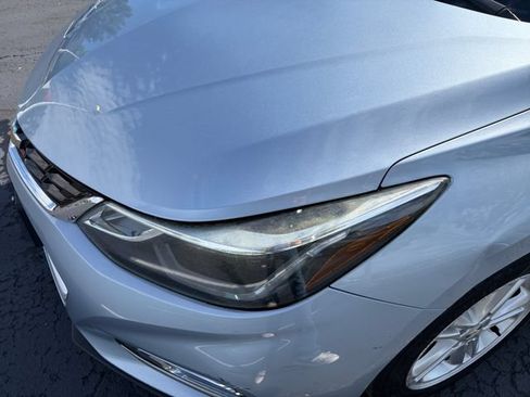 Used 2017 Chevrolet Cruze LT w/ Sun And Sound Package FWD image 36