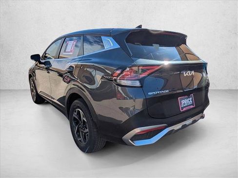 Used 2024 Kia Sportage LX image 7