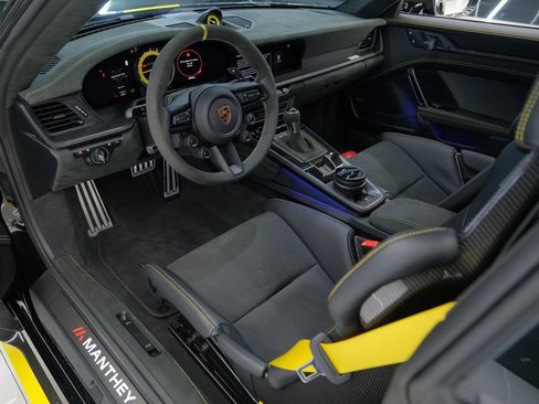 Used 2025 Porsche 911 GT3 RS RWD image 35