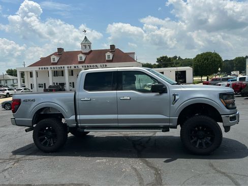 Used 2025 Ford F150 XLT w/ Equipment Group 301A Standard AWD/4WD image 4