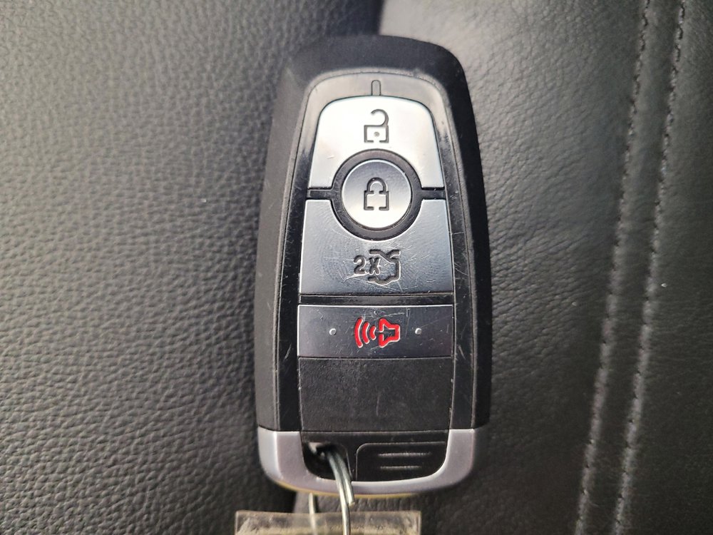 Used 2020 Ford EcoSport Titanium AWD/4WD image 32