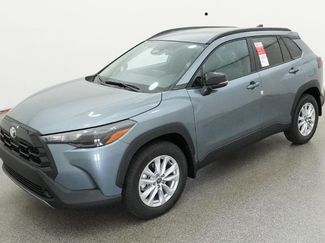 New 2026 Toyota Corolla Cross LE video 1