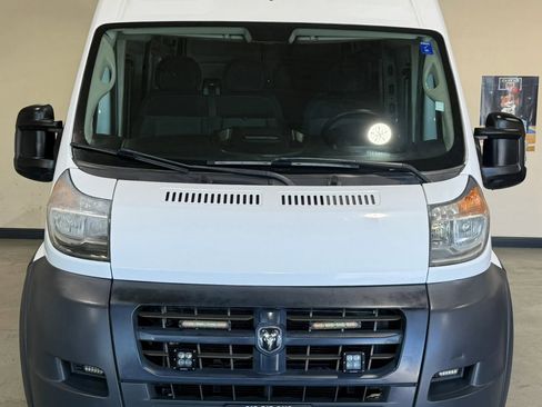 Used 2018 RAM ProMaster 2500 w/ Interior Convenience Group FWD image 3