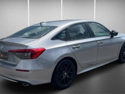 Used 2024 Honda Civic Sport image 6
