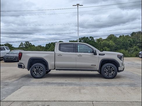 New 2026 GMC Sierra 1500 AT4 w/ AT4 Premium Package AWD/4WD image 6