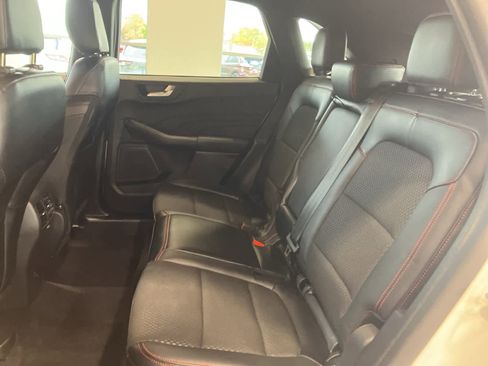 Used 2025 Ford Escape ST-Line image 23