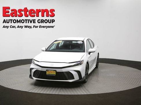 Used 2025 Toyota Camry SE FWD image 54