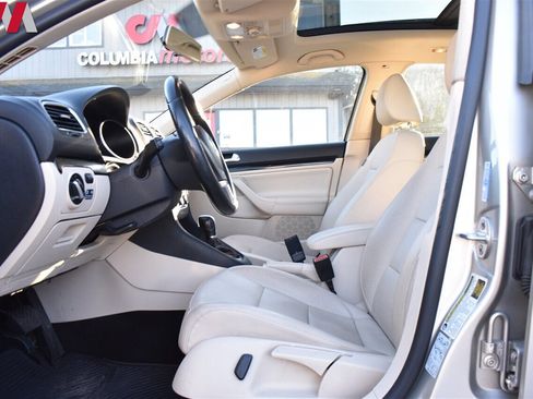 Used 2013 Volkswagen Jetta TDI image 11