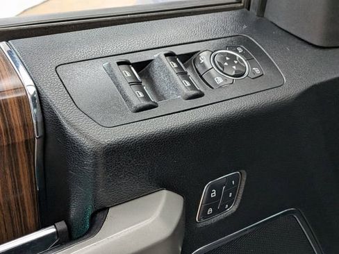 Used 2017 Ford F150 Lariat w/ Equipment Group 502A Luxury image 17