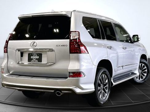 Used 2018 Lexus GX 460 Premium image 2