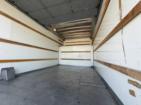 Used 2007 Ford E-450 and Econoline 450 RWD image 21