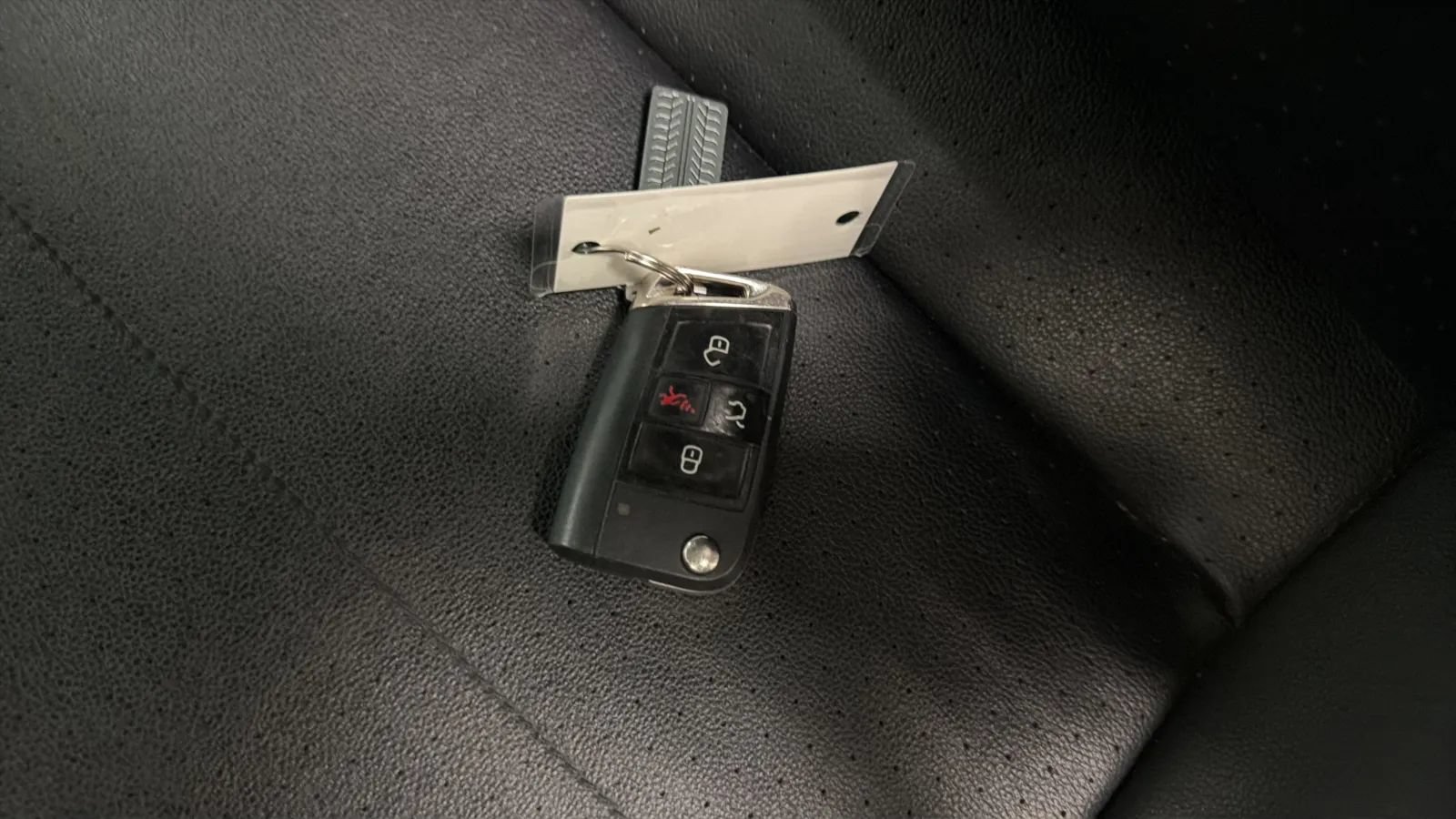 Used 2019 Volkswagen Tiguan SE FWD image 30