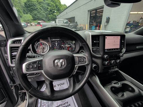 Used 2022 RAM 1500 Big Horn AWD/4WD image 12