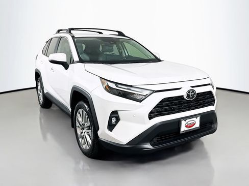 Used 2025 Toyota RAV4 XLE Premium w/ Weather Package FWD image 3