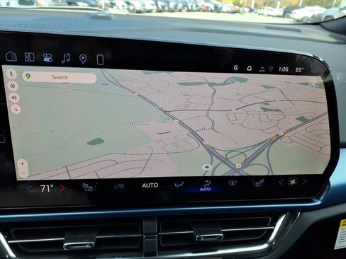 New 2026 Chevrolet Equinox EV LT image 23