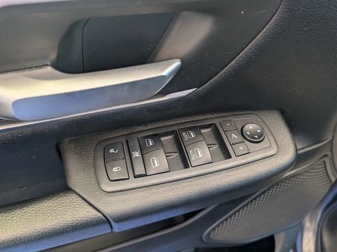 Used 2019 RAM 1500 Big Horn AWD/4WD image 16
