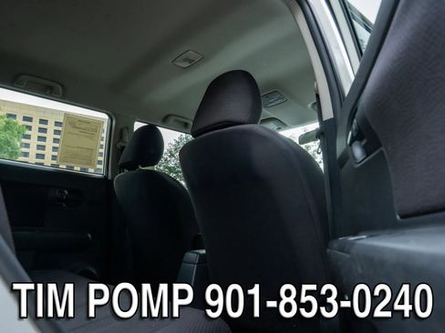 Used 2010 Scion xB FWD image 15