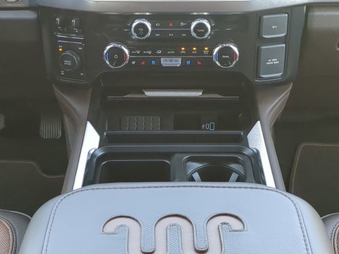 Used 2025 Ford F350 King Ranch w/ Chrome Package image 17