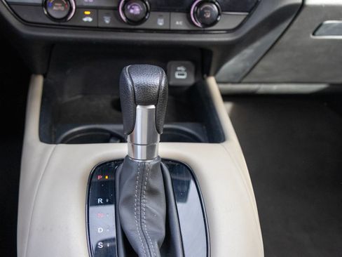 Used 2023 Honda HR-V LX image 14