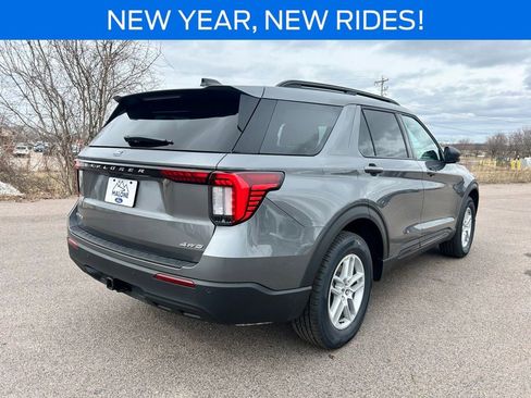 New 2026 Ford Explorer Active image 6