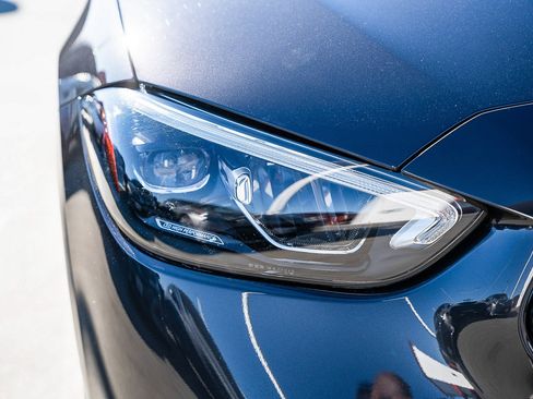 Used 2023 Mercedes-Benz C 300 Sedan image 10