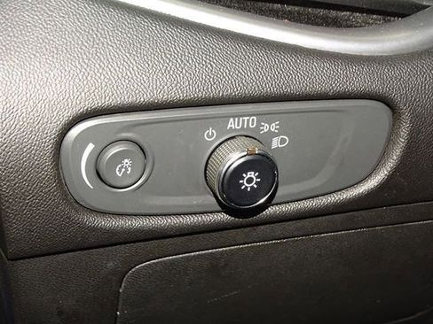 Used 2023 Chevrolet Malibu LT image 22