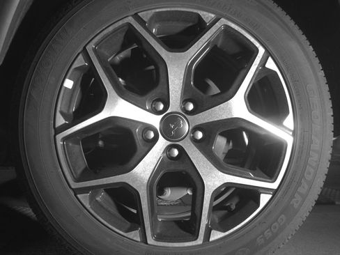 Used 2025 Jeep Compass Limited image 14