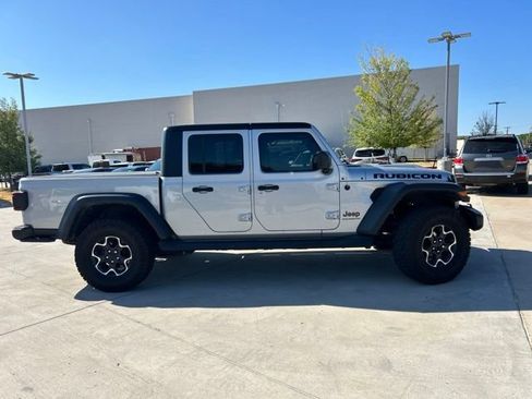 Used 2023 Jeep Gladiator Rubicon w/ LED Lighting Group AWD/4WD image 2