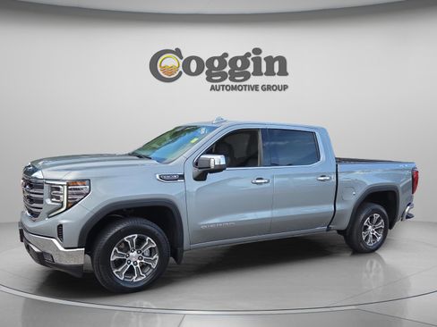 Used 2026 GMC Sierra 1500 SLT AWD/4WD image 1