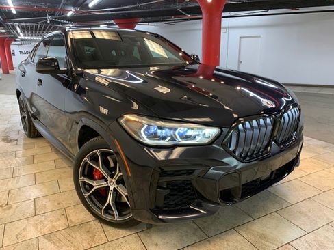 Used 2023 BMW X6 M50i w/ Executive Package image 2