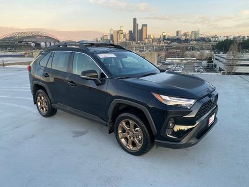 Certified 2024 Toyota RAV4 AWD Hybrid image 28
