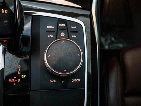 Used 2020 BMW 330i xDrive 330i xDrive w/ Premium Package image 22