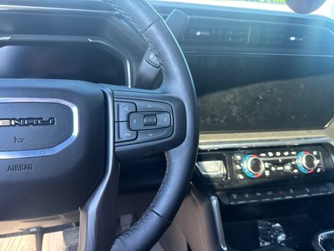 Used 2025 GMC Sierra 2500 Denali Ultimate AWD/4WD image 19