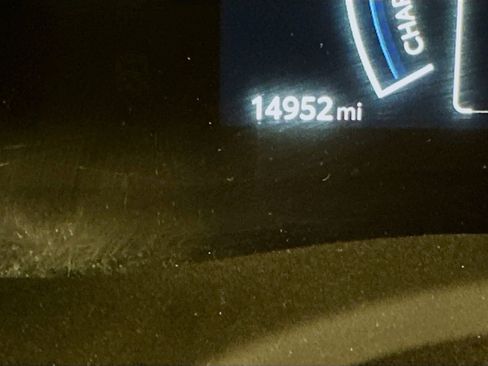 Used 2025 Toyota Camry LE image 19